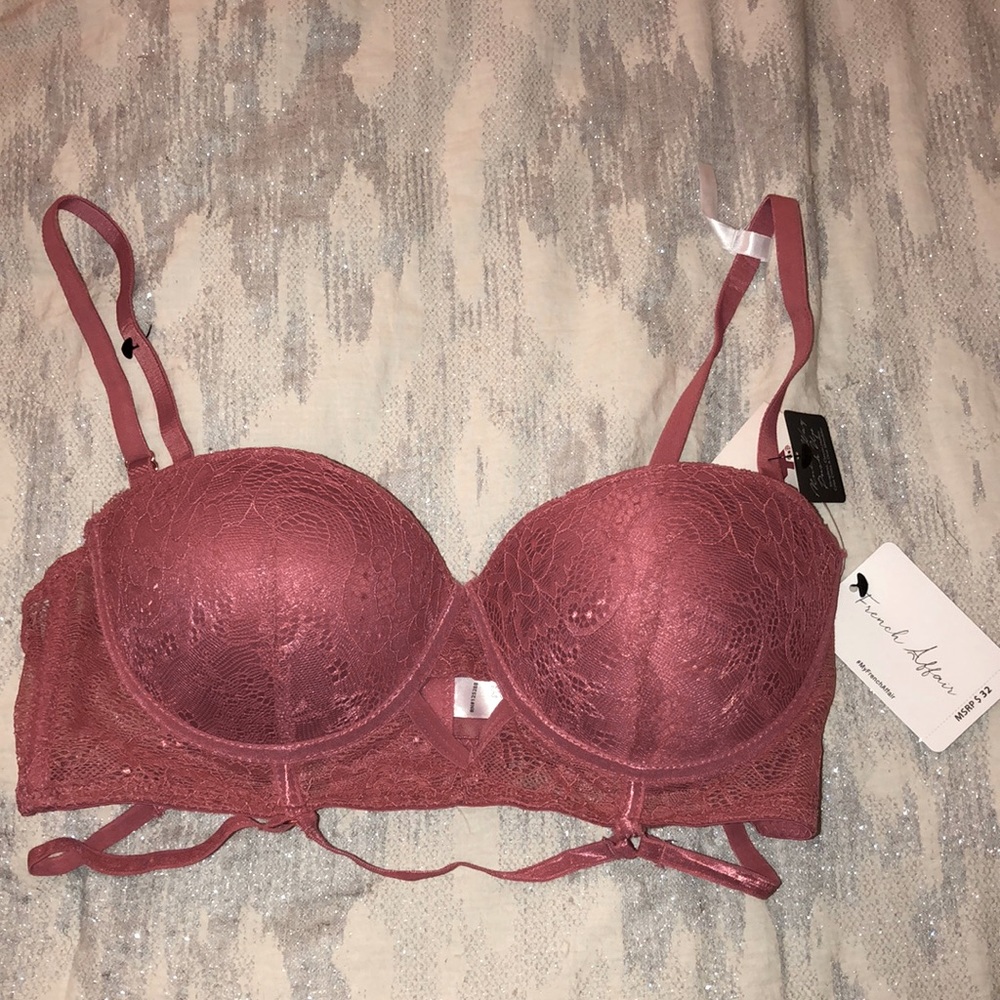 💖NEW WITH TAGS! 💖 34C Bra